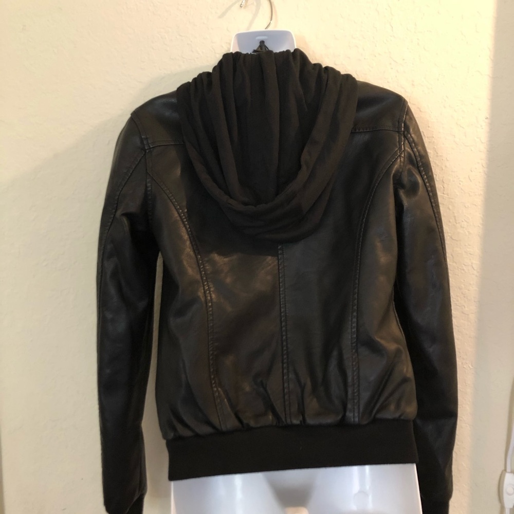 Levi’s Leather Jacket - image 4